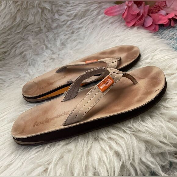 Feelgoodz Kinderz Leather Flip Flops Tan 7 - Picture 2 of 7